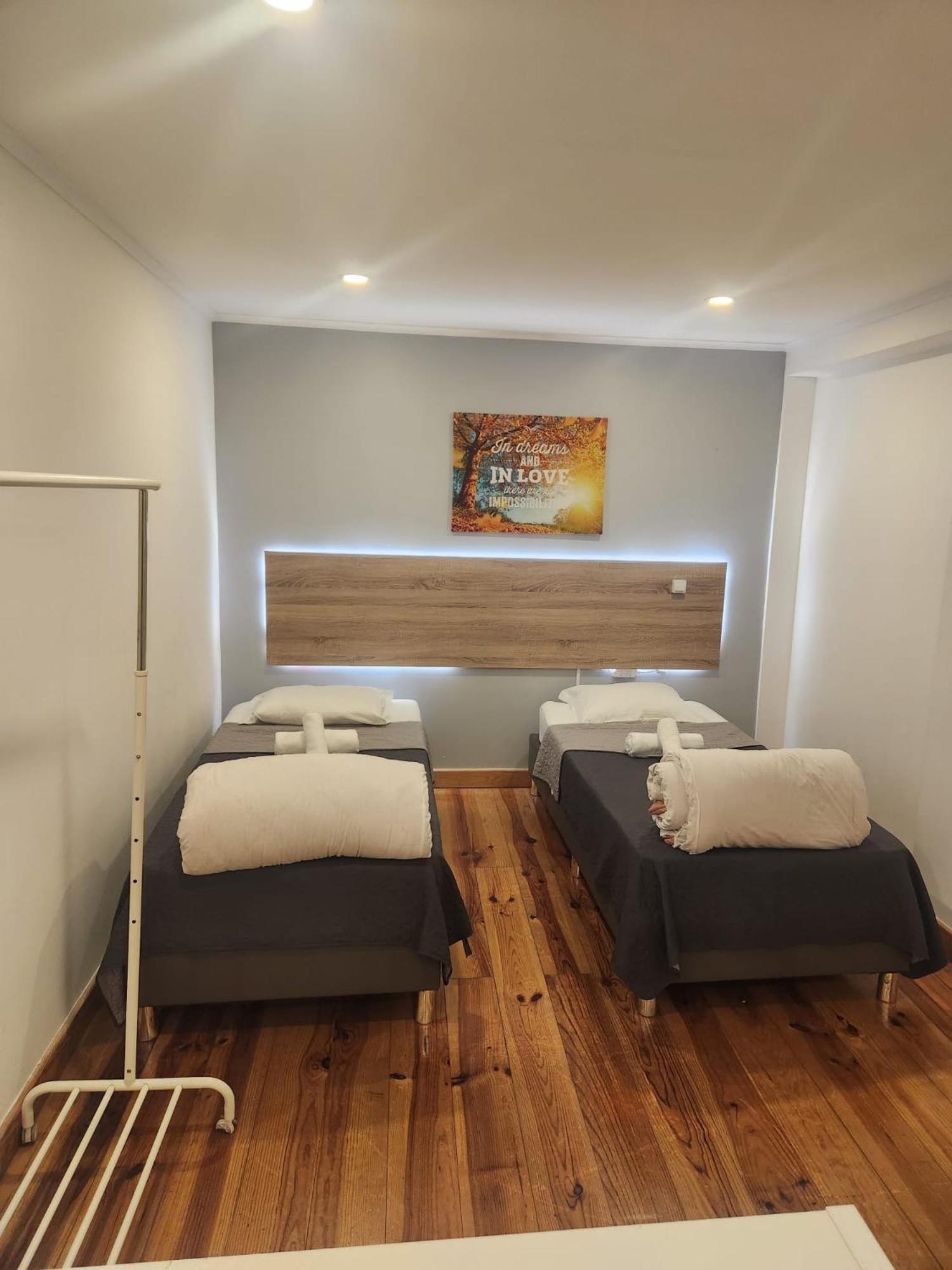 Daora Lisbon Low Cost Hostel Kültér fotó