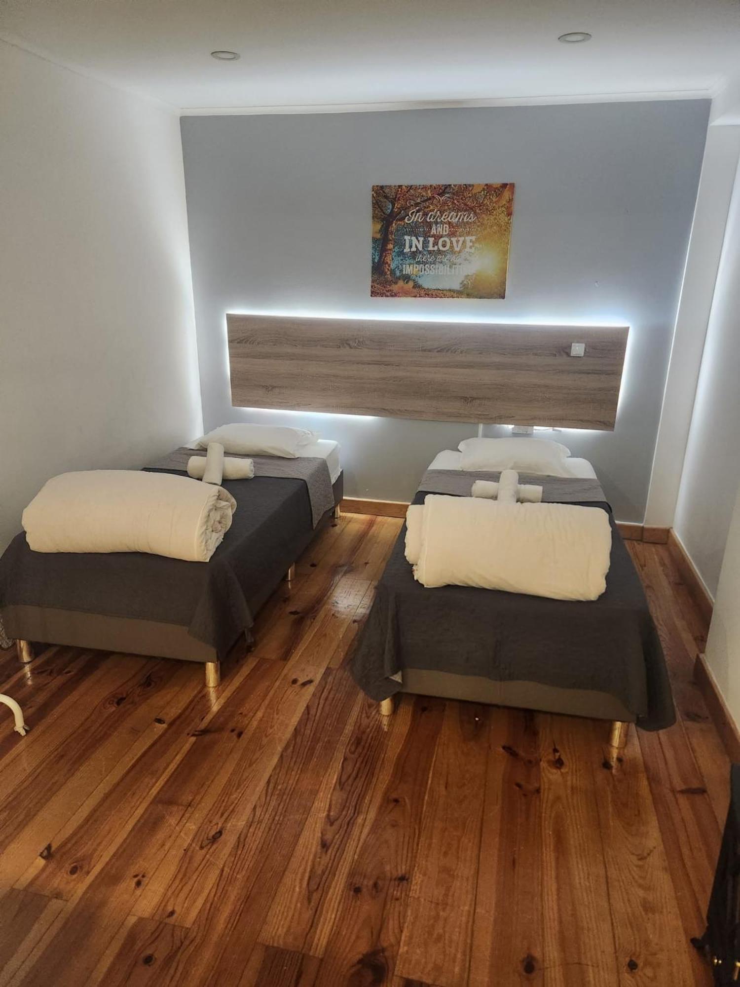Daora Lisbon Low Cost Hostel Kültér fotó
