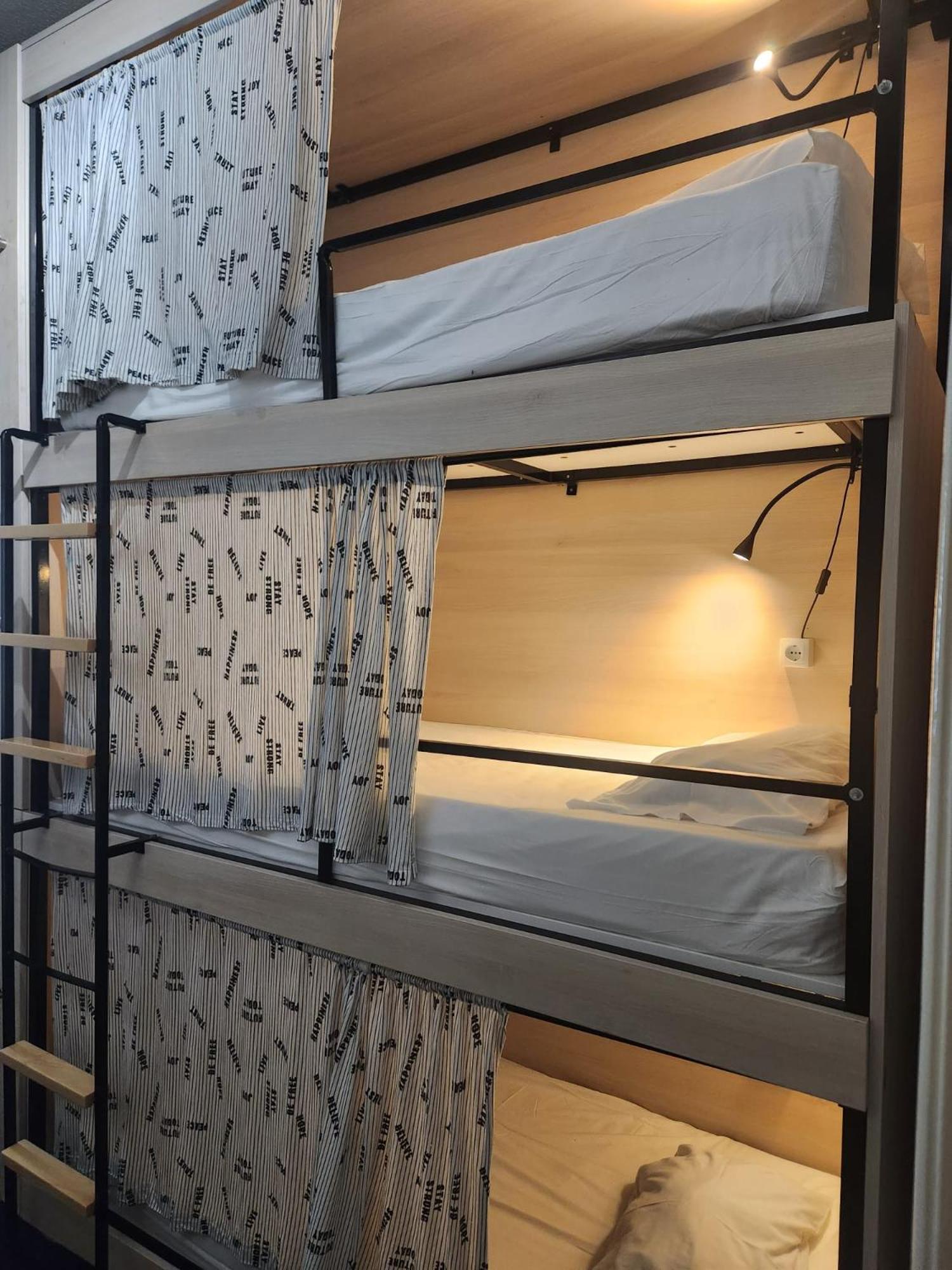 Daora Lisbon Low Cost Hostel Kültér fotó
